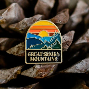 Great Smoky Mountains National Park Retro Hippie Soft Enamel Pin / National Park Souvenir / National Park Collectible Gift