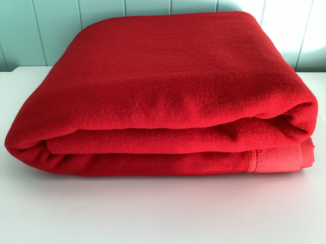 Vintage Australian Onkaparinga Wool Blanket Post Box Red 11196 Etsy