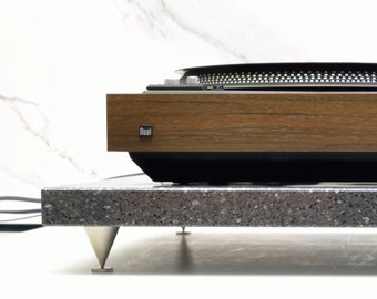 16 x 18 x 1.25 Dark Grey Isolation platform with mirror fleck and spikes, Turntable Stand,Turntable Base, Turntable Table,Turntable Platform
