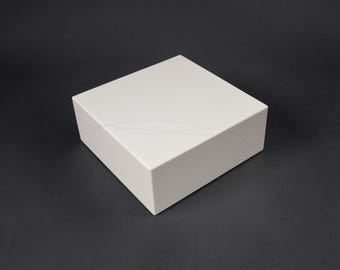 Polished White Engineered Stone Display Base – Modern Plinth for Sculpture Art (10x10x4)