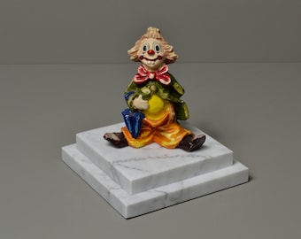 White Calacatta Marble Sculpture Base: Modern Art Display Platform