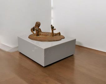 Gray Marble Art Display Base: Sculpture Platform (10Wx10Dx4H)