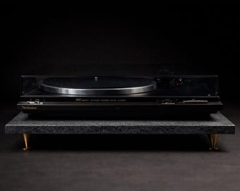 Jet Mist Granite Turntable Isolation Platform 18x18x0.75 with Brass Spikes, Record Player Stand