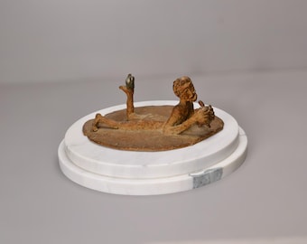 11.5" Round Calacatta Marble Base: Sculpture Art Display