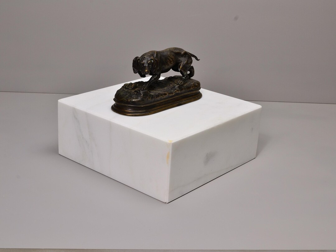 White Base Rounded Statue Base White Marble Sculpture Base 10