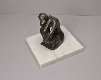 Imperial Danby Marble Base: Honed Art Sculpture Display