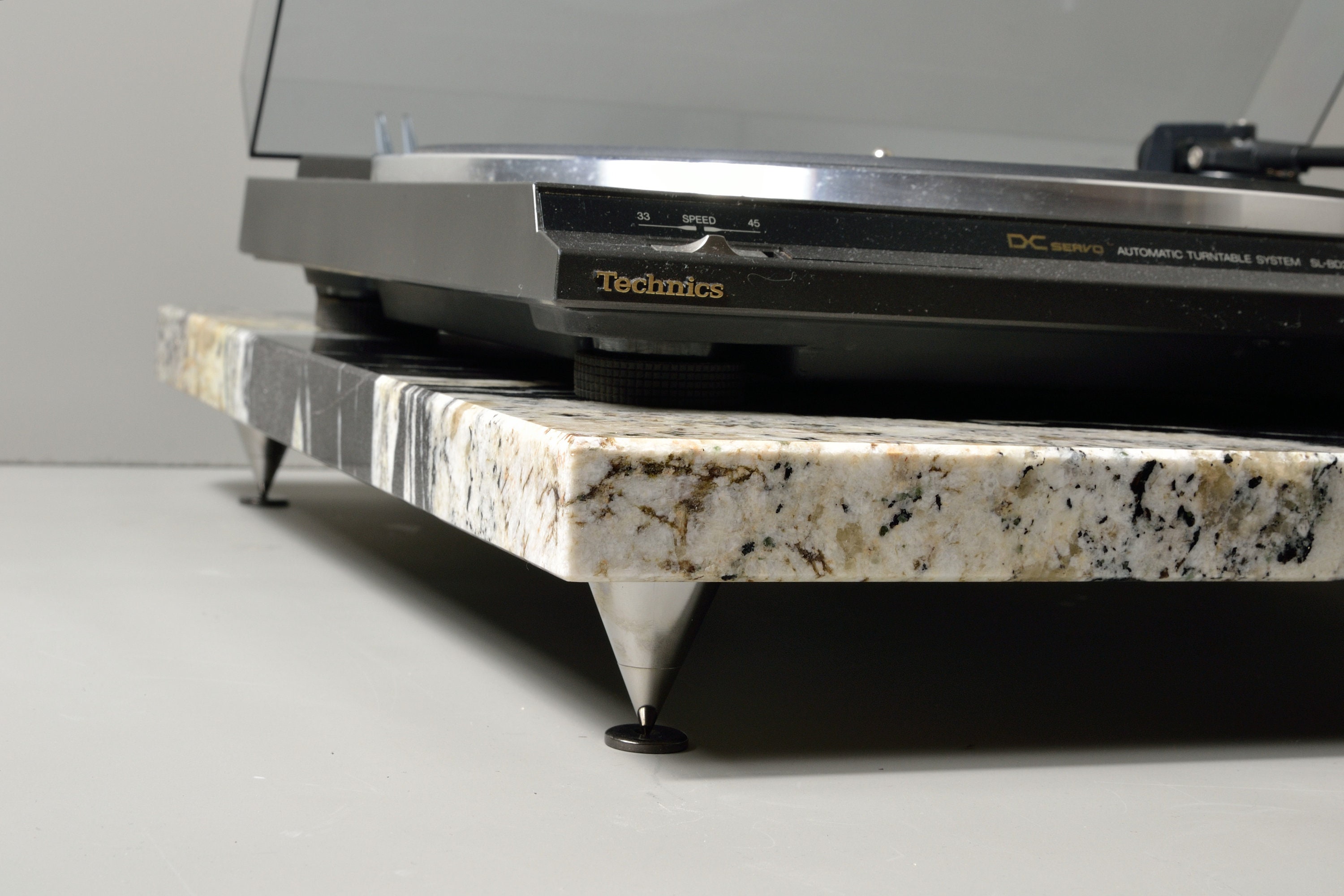 14.5x18x1.625 Turntable Granite Isolation Platform