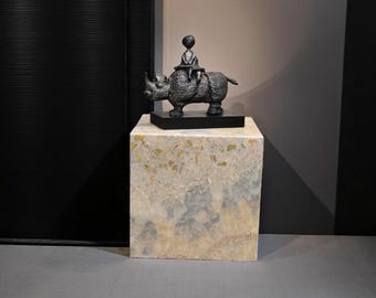 10x10x10 Onyx,Art Gallery Stand Onyx Display, Gift for Artist Workspace Decor, Studio Set Sculpture Holder,Contemporary Marble Home Gift Set