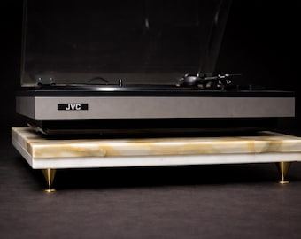 Calacatta Marble Turntable Isolation Platform 18x18x0.75 with Brass Spikes, Record Player Stand