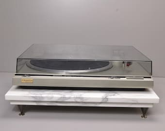 Calacatta Marble 18x16x1.5 Isolation Platform With Spikes for Turntable, Turntable Base, Turntable Display
