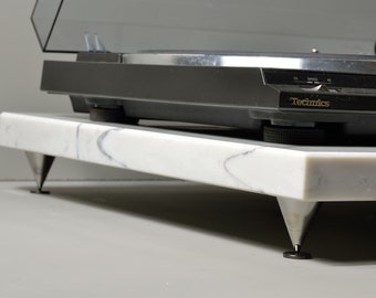 Calacatta Laza Quartz Turntable Stand: White Caesarstone Turntable Base