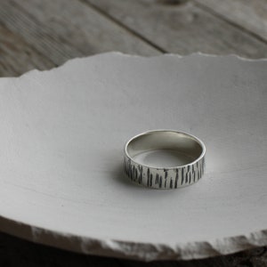 Hammered Oxidised Silver Ring, Wide silver ring, Unisex ring sterling silver, custom made rings, rings for men, rings for women 画像 3