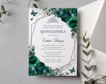 Könnte beinhalten: Eine Quinceañera-Einladung mit einem silbernen Glitzerrahmen und grünem Blumendesign. Der Text lautet "David & Maria Rodriguez laden Sie herzlich ein, die Quinceañera ihrer Tochter Catalina Rodriguez zu feiern".