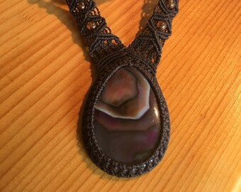 Macrame Banded Agate Necklace: Boho Hippie Jewelry