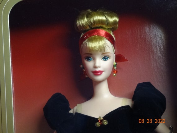 Buy Doll Barbie Winter Splendor Many Language Box 1998 AVON