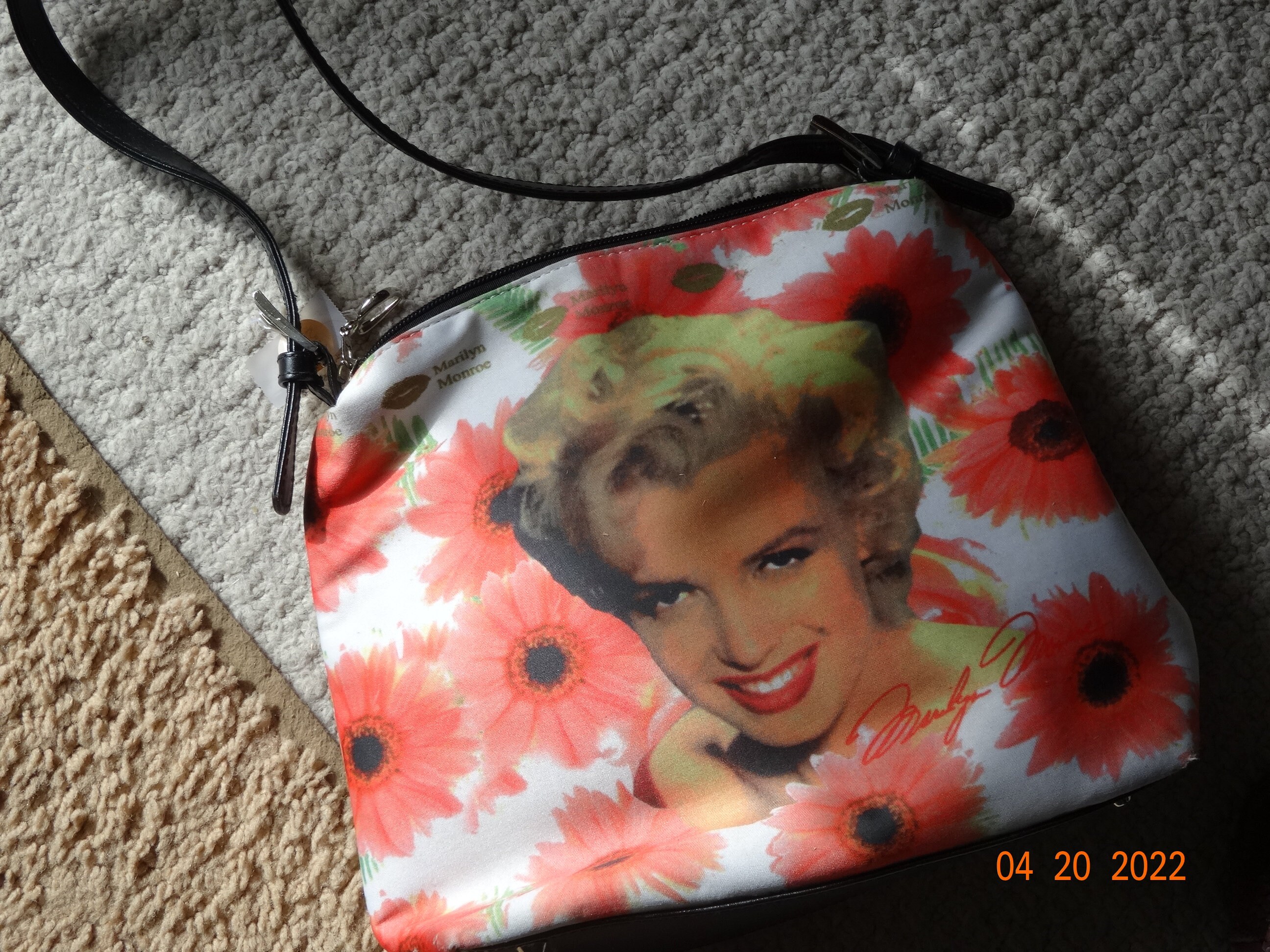 Marilyn Monroe Handbag Purse ~ Crossbody - Metal Handle - Orange/Red  w/Strap