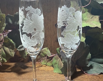 Wedding Champagne Flutes Champagne Flutes Personalized Wedding Flutes Custom Engraved Champagne Flutes Hawaiian Glasses Wedding Glasses