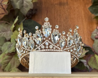 Gold Crown: Green/ Red/ Champagne- Crowns Quinceanera, Regal Pageant, Birthday, Coronas para Quinceañera