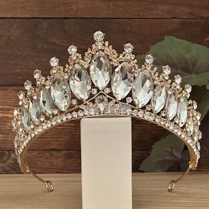 Gold and Crystal Tiara Quinceañera Tiara Wedding Tiara Birthday Coronas para Quinceañera Elegant Tiaras for Every Occasion