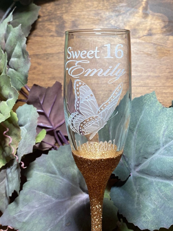 How to Make Glitter Champagne Flutes