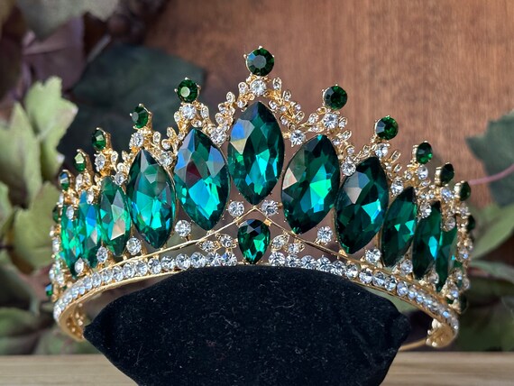 Handmade Headpiece Gold&Emerald Gold emerald crown, Gold crown, Emerald crown, green crown  main image 4