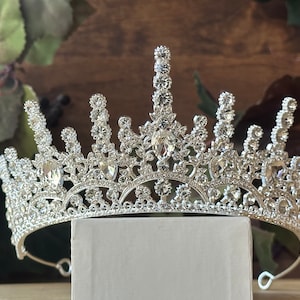Silver Tiara Birthday Tiara Renaissance Tiara Wedding Anniversary Tiara Prom Princess Tiara