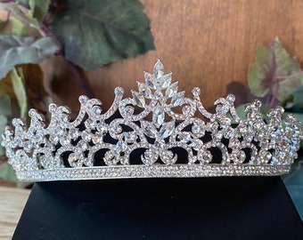 Crystal Tiara Quinceanera Tiara Bridal Tiara Wedding Tiara Silver Crystal Quinceanera Sweet 16 Tiara Sweet 15