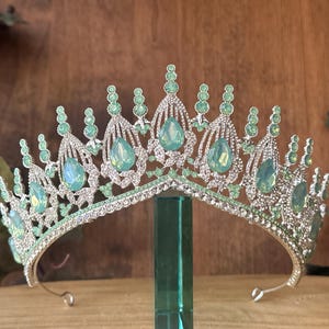 Sage and Silver Tiara Quinceañera Tiara Wedding Tiara Birthday Coronas para Quinceañera Elegant Tiaras for Every Occasion