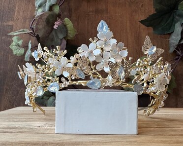 Tiara Crown Large Butterflies Flowers Gold/Mint Rhinestones for Quinceanera 815kF9dbxTL._AC_UY300_.jpg main image 2