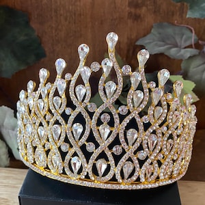 Gold and Crystal Tiara Quinceañera Tiara Wedding Tiara Birthday Coronas para Quinceañera Elegant Tiaras for Every Occasion Prom Tiaras
