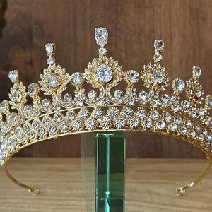 Gold Tiara for Birthdays, Renaissance, Anniversary, Proms, Every Occasion Tiaras