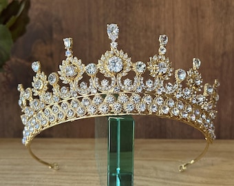 Gold Tiara for Birthdays, Renaissance, Anniversary, Proms, Every Occasion Tiaras