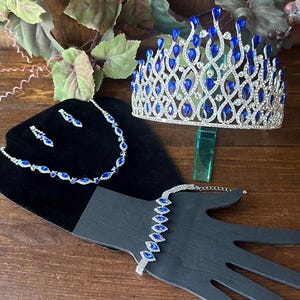 Blue and Silver 4pcs Tiara, Necklace Set Quinceañera Crown Wedding Tiara Birthday Coronas para Quinceañera Elegant Crowns for Every Occasion