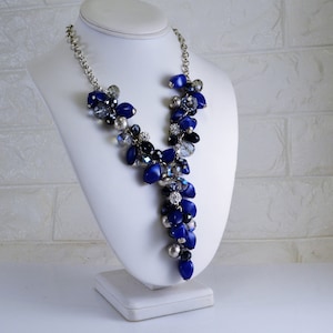 Y Beaded Necklace Multiple Blue Beads Faceted Crystal - Silver Tone Geometric Pattern Stand Out Chunky Fashion Accent