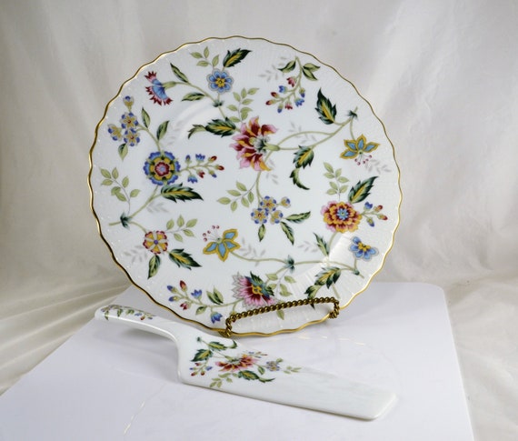 Cake Plate & Spatula Andrea Sadek Buckingham Pattern Porcelain