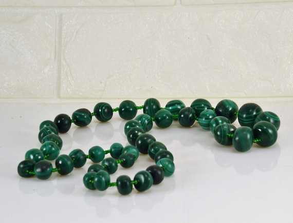 Malachite Bead Necklace Chunky 28 Inch Strand Gra… - image 8