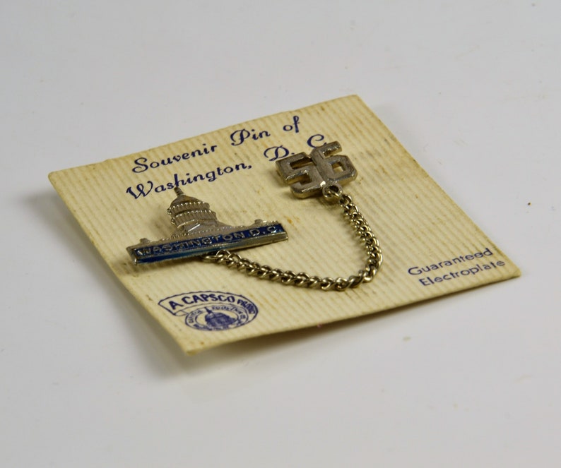White House Capital Building Tourist Pin w Chain 1956 Pin Washington D.C Souvenir