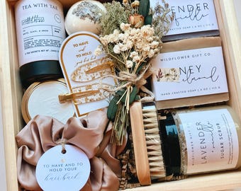 Bride Gift Box: Engagement and Bridal Shower Gifts (Personalized)