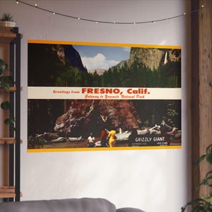 Tor zu den Riesen: Fresno's Vintage Yosemite Postkarte - Fine Art Poster