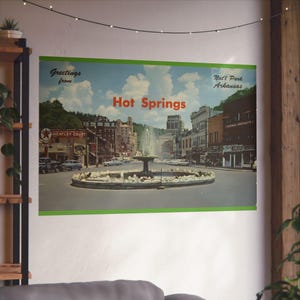Vintage Americana: Hot Springs Postkarte aus den Fünfziger Jahren - Fine Art Poster