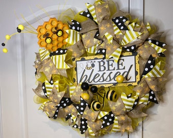Bee Blessed wreath - 16 inch