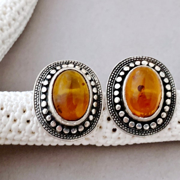 Vintage Sterling Silver Baltic Amber Clip On Earrings Modernist Oval Ladies Fashion Boho Bali Dot