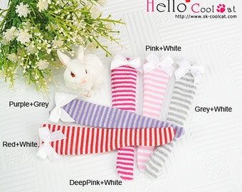 Blythe Pullip Doll Knee Top Socks (Thin Stripe with White Bow)