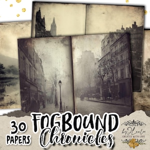 Op de afbeelding: Een verzameling vintage-stijl papieren met een verweerde, verouderde uitstraling. De papieren bevatten grijswaardenafbeeldingen van stadsgezichten, landschappen en architecturale details. De tekst "30 PAPERS FOGBOUND Chronicles" is weergegeven.