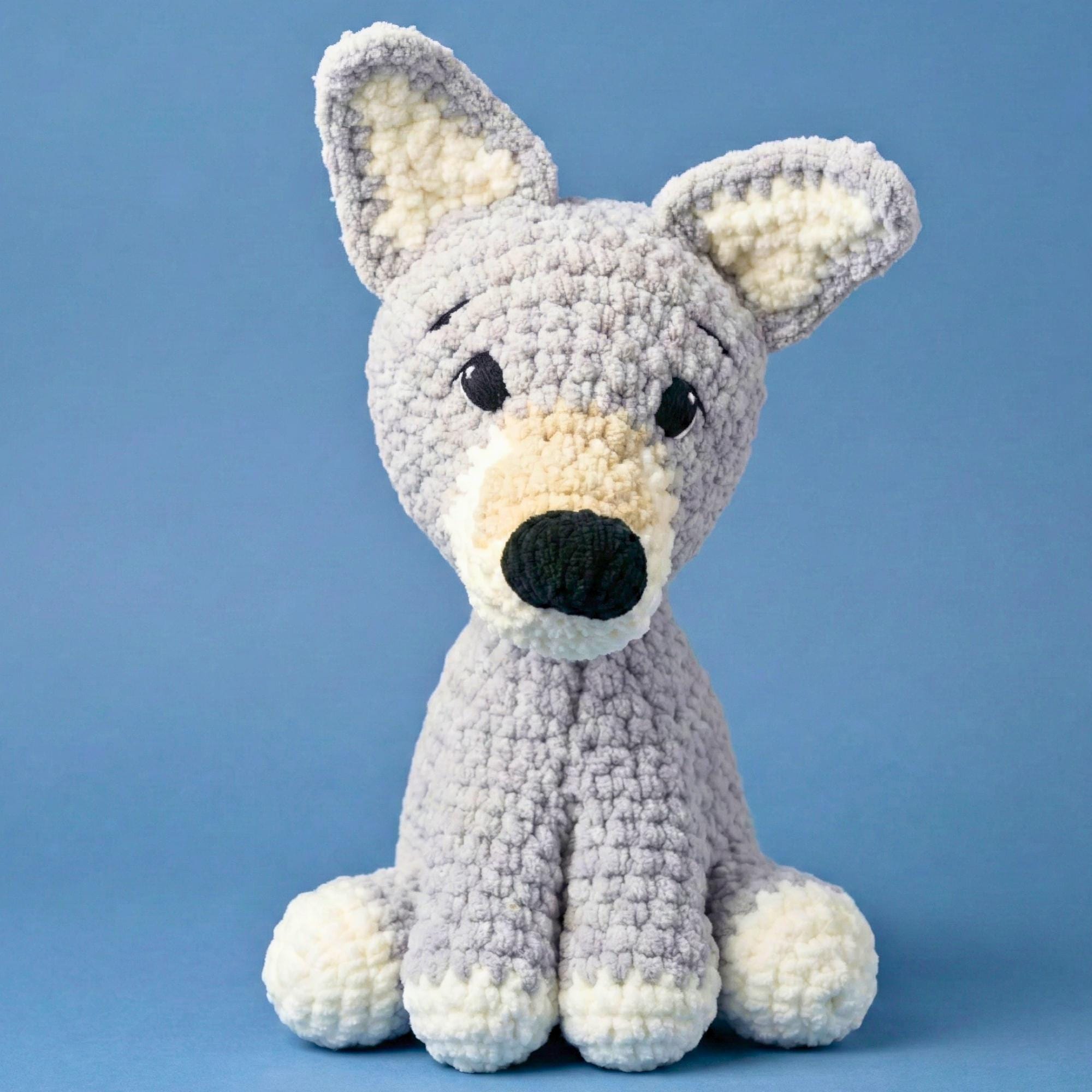 38 Wolf Crochet Patterns to Stitch for Woodland Decor, Gifts, and Amigurumi Displays 10 Wolf Crochet Animal Patterns Easy Amigurumi Plushies