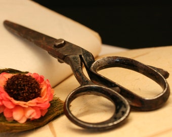Vintage scissors, Sewing scissors, Antique scissors, Tailor scissors, Vintage iron scissors, Sewing Shears, Vintage Shears, Old Scissors