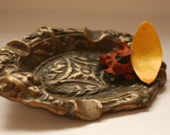 Brass Ashtray, Vintage Ashtray, Vintage Brass Ashtray, Cigar Ashtray, Ash tray, Brass Rustic Ashtray, Copper Ashtray, Collectible ashtray