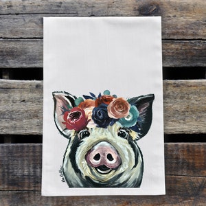 Pig Flour Sack Towel - Personalized Pig Gift - Pig Lover Gift - Pig Kitchen Decor - Pig Gifts for Women - Pig Flower Crown