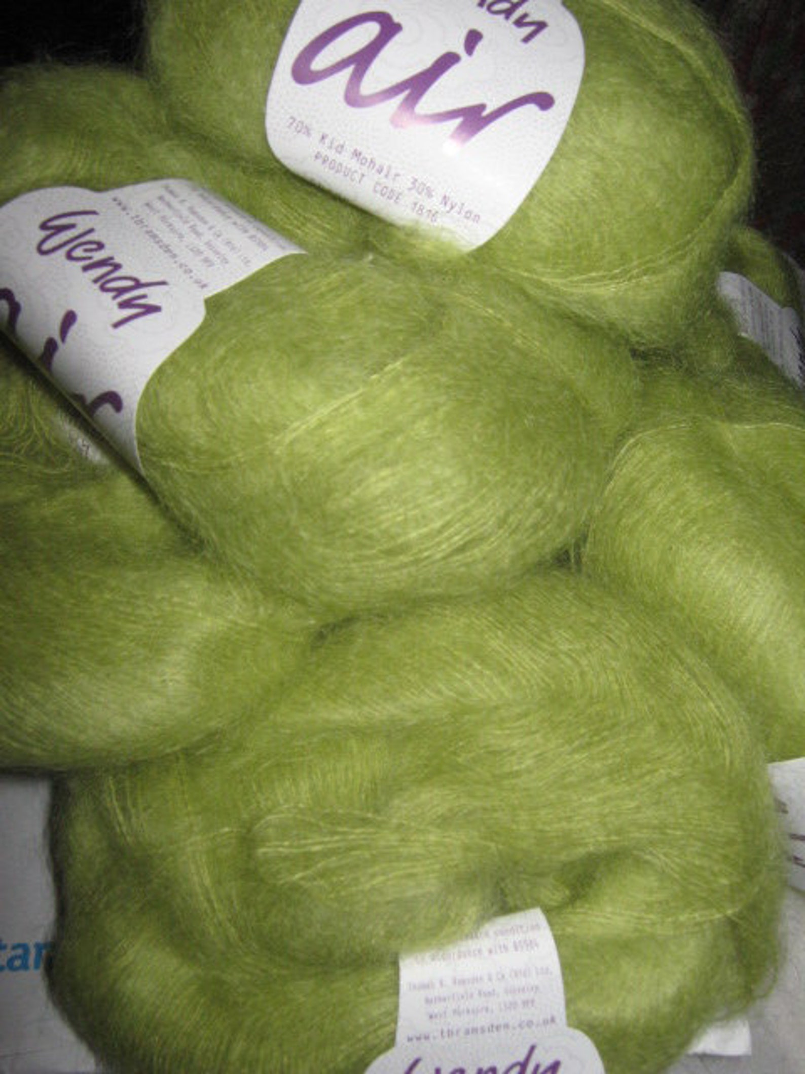 KID MOHAIR Yarn in 'daisy' Wendy AIR 5 X 25gm Etsy UK