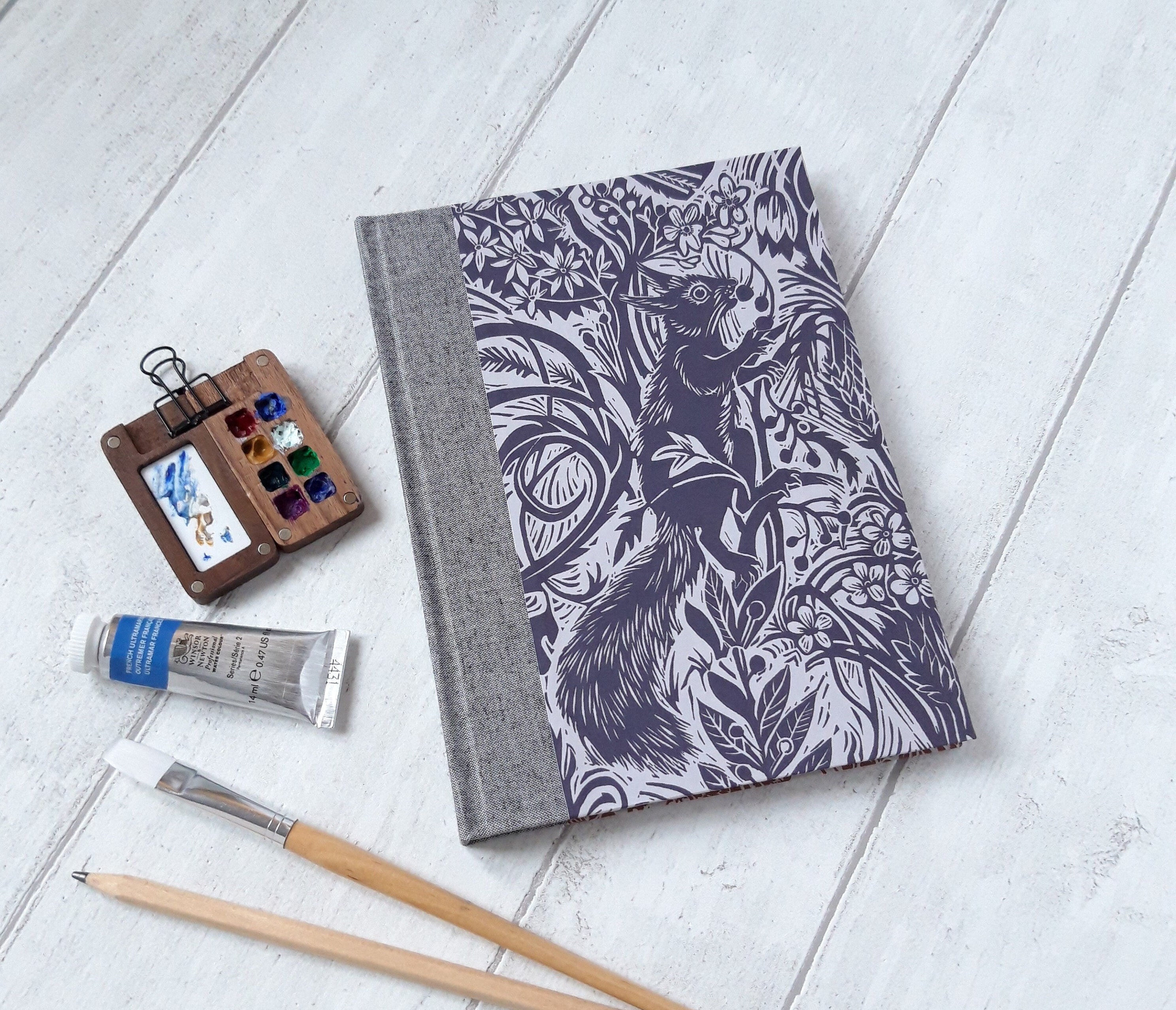 Mandala Fabriano Academia Cold Pressed, 220 Gsm Watercolour 'ledger'  Sketchbook. 20 Pages. 40 Sides 